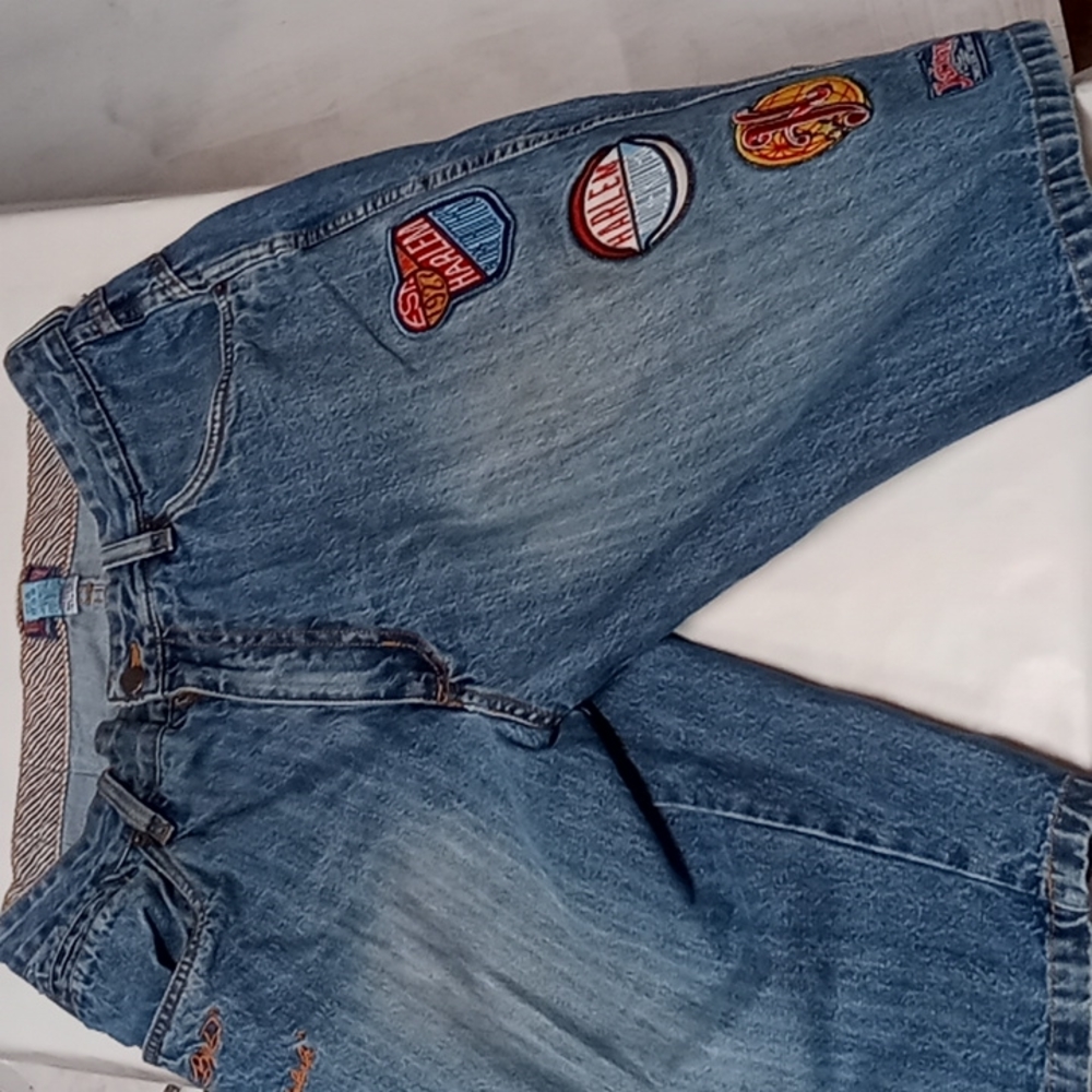 Fubu harlem globetrotters shorts